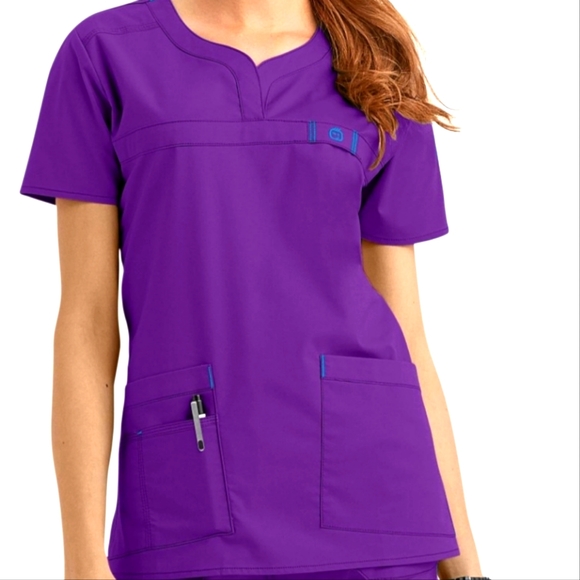 WonderFLEX Patience Women's 4-Pocket Notch-Neck Scrub Top - Picture 1 of 10
